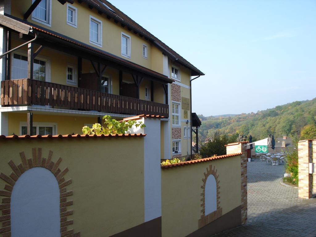 Pension Rudi - Weingut Kellner Hotel Pulkau Buitenkant foto